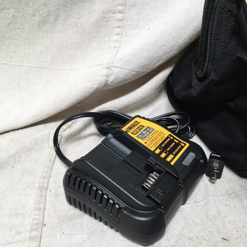 DEWALT DCK285C2 20-Volt MAX Li-Ion Compact 1.5 Ah Hammer Drill and Impact Combo