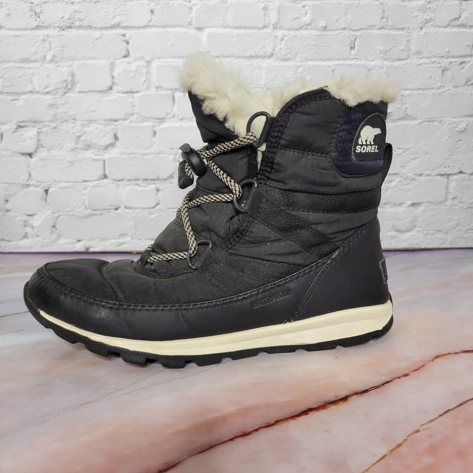 【国内発送】SOREL WHITNEY SHORT LACE スノーブーツ1767011-010 楽天市場】ソレル SORE 1767011-010 WHITNEY SHORT LACE BLACK