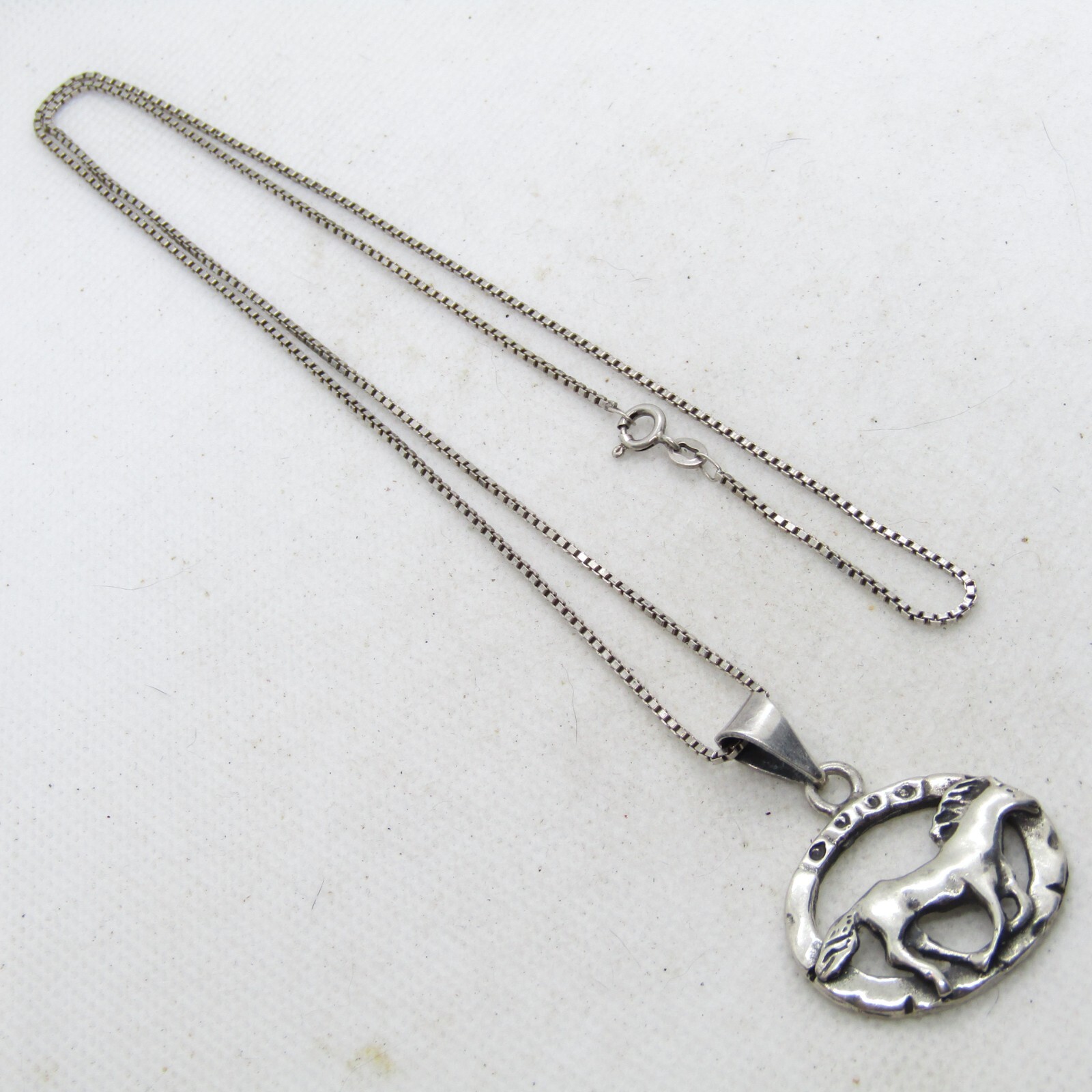 Beautiful ILXA Sterling Silver 925 Horse Buckle Necklace