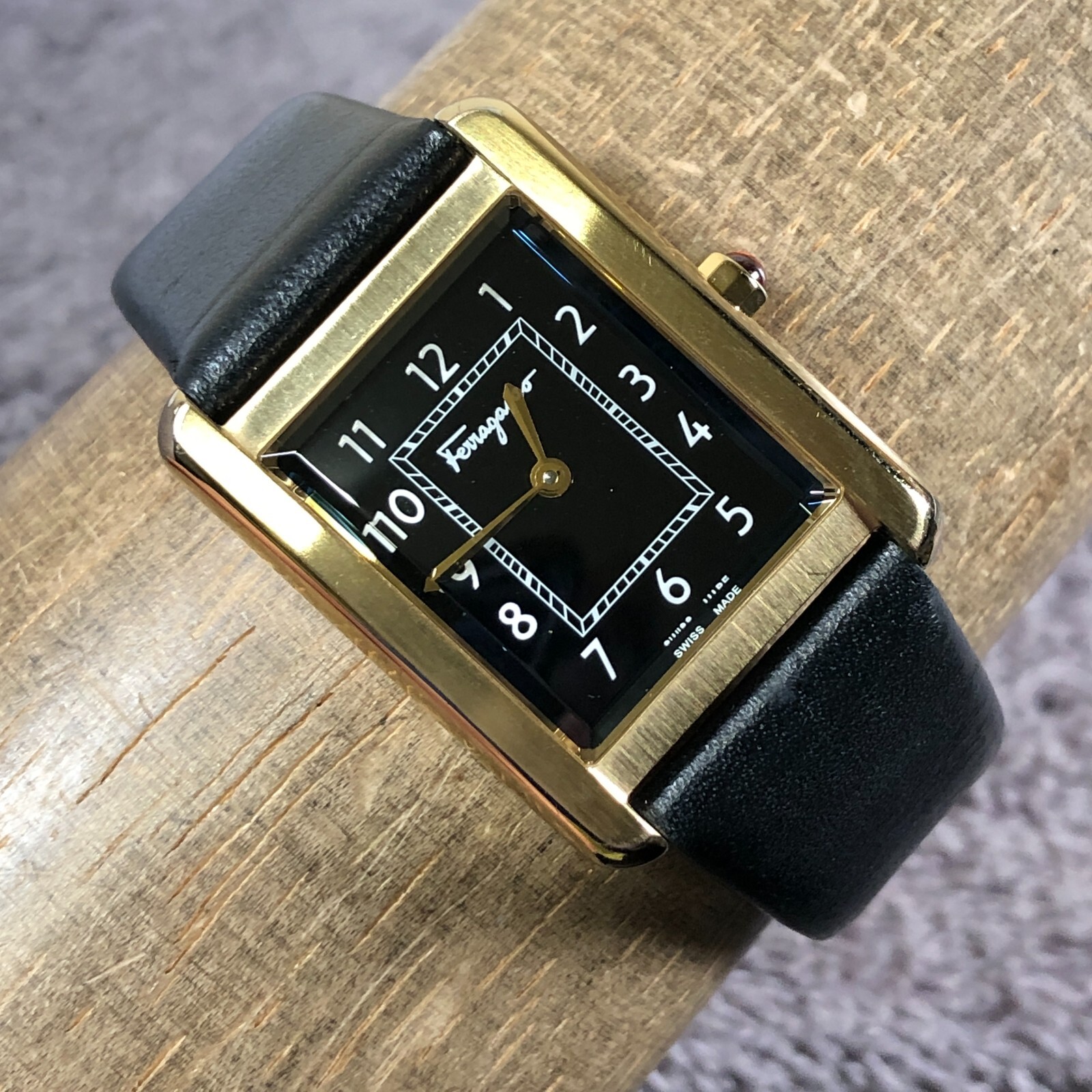 Salvatore Ferragamo ゴールド ブラック 時計 Amazon.com: Ferragamo Chrono Sport Collection Luxury Mens