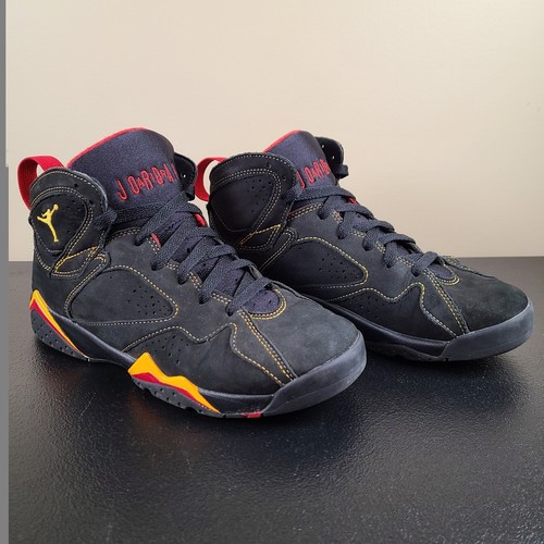 NIKE Shoes Youth 6.5Y/W8 AIR JORDAN 7 Retro 