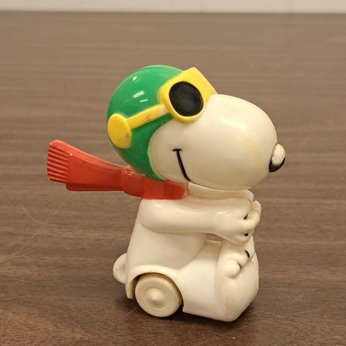 Vtg. 1966 Aviva Peanuts Friction Snoopy Racer Race Car Dog ToyのeBay公認海外