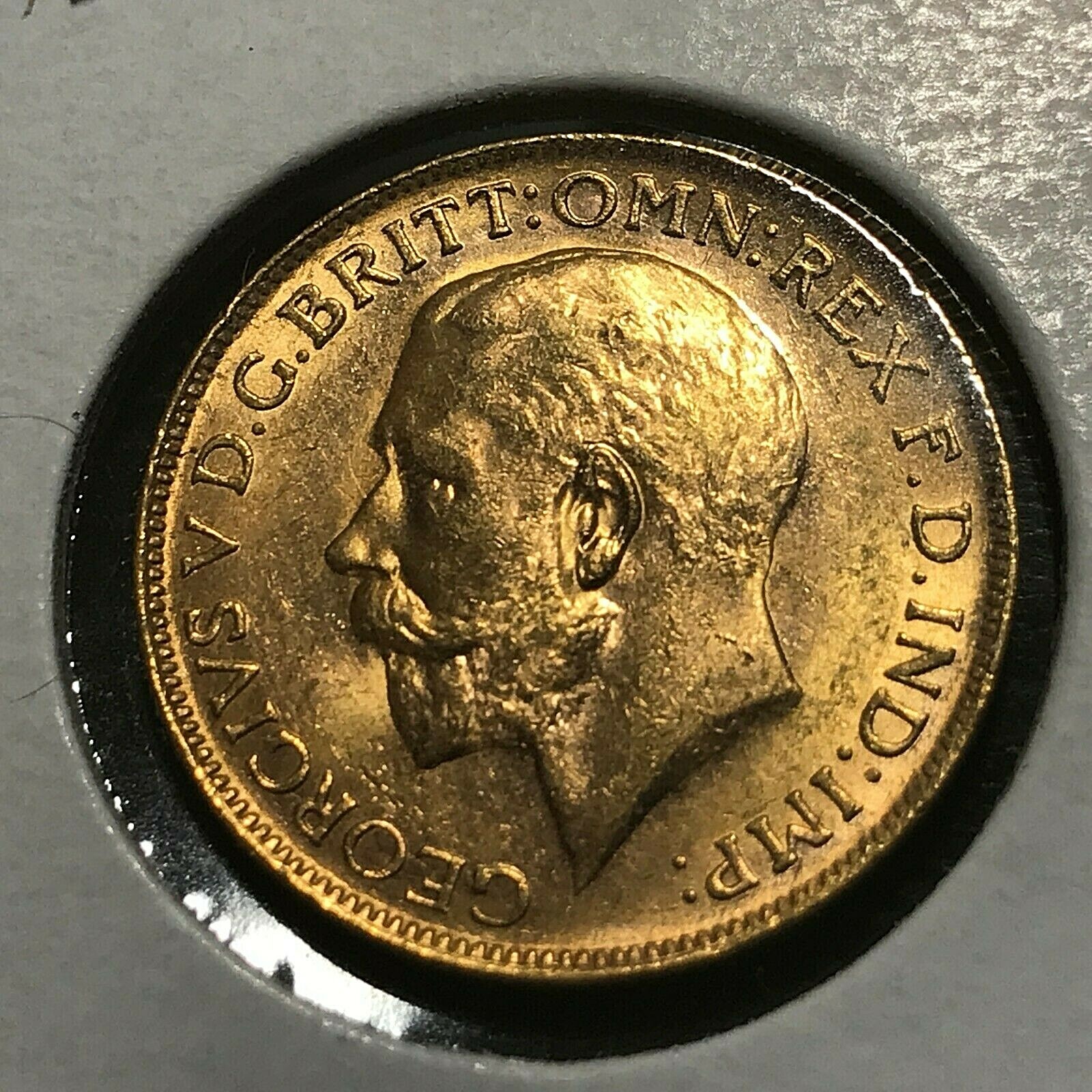 1922 AUSTRALIA PERTH MINT SOVEREIGN .2354 AGW  BRILLIANT UNCIRCULATED COIN