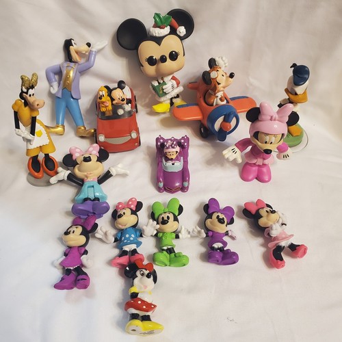 Lot Of 15 Disney Figures Mickey, Minnie, Goofy, Donald, Etc Lot Of 15 Disney Figures Mickey, Minnie, Goofy, Donald, Etc
