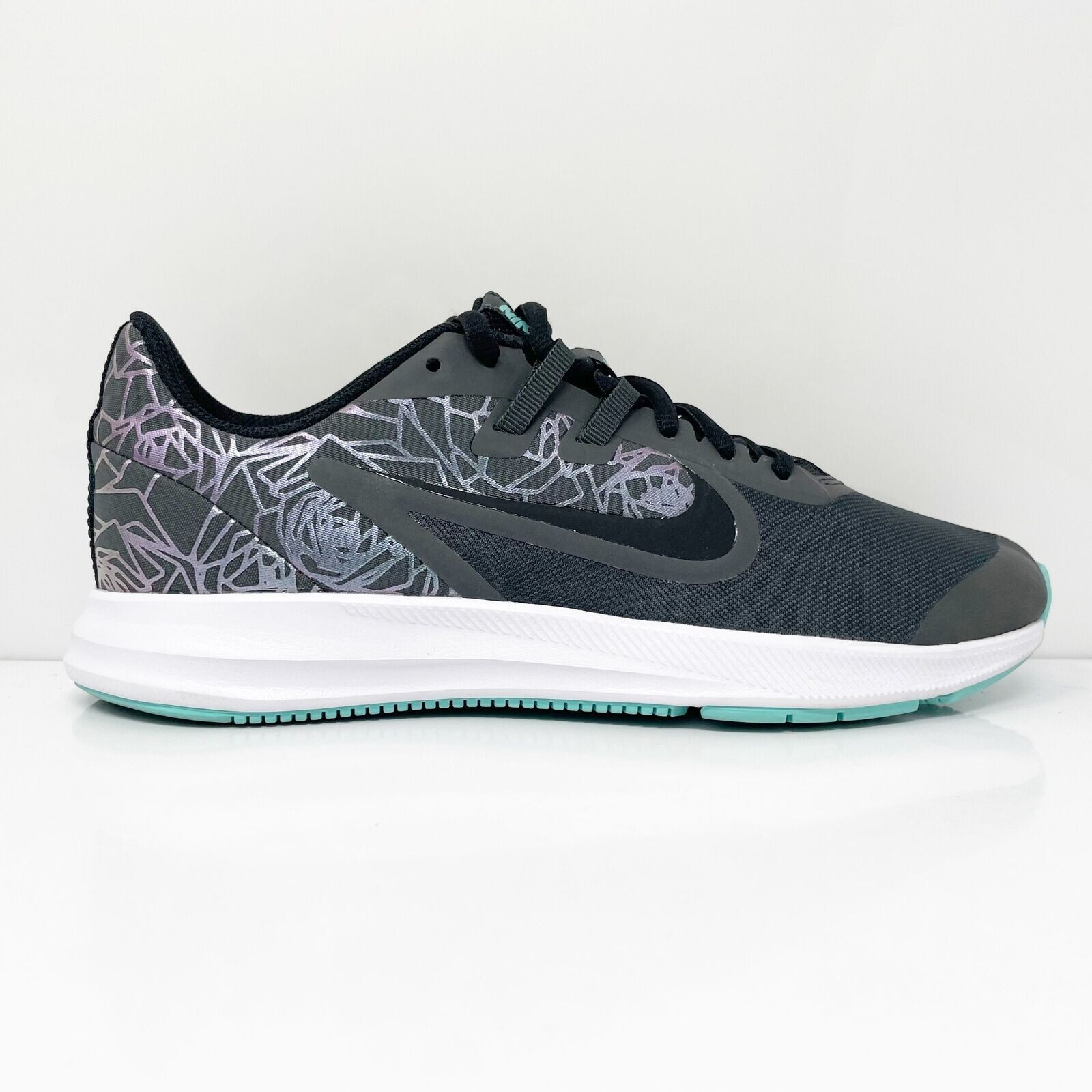 

Nike Boys Downshifter 9 Rebel CI2686-001 Черные кроссовки для бега Размер 5Y, Серый, Downshifter 9 Rebel