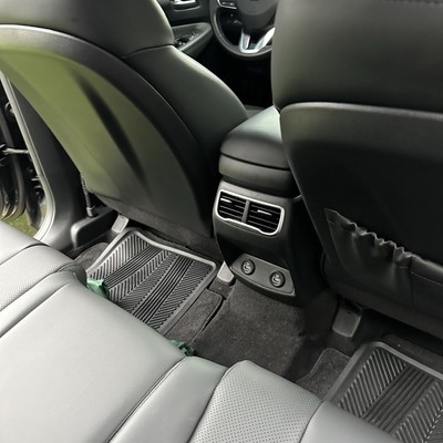 image 4 of interior
