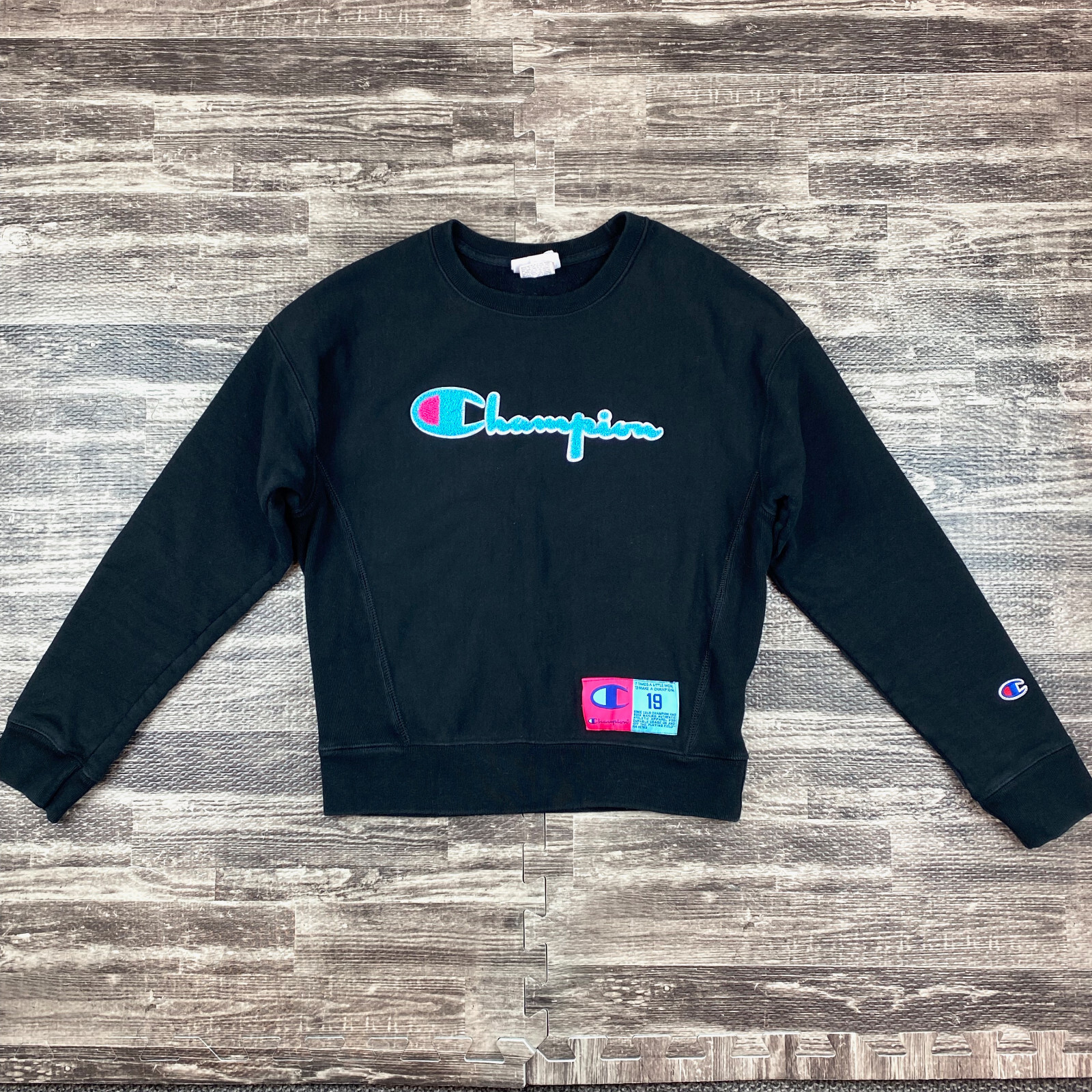 Champion Reverse Weave Puffy Spellout Sweatshirt Size S