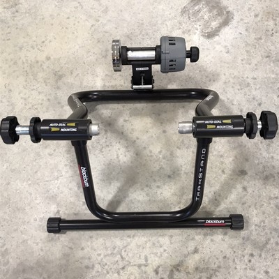 blackburn trakstand defender