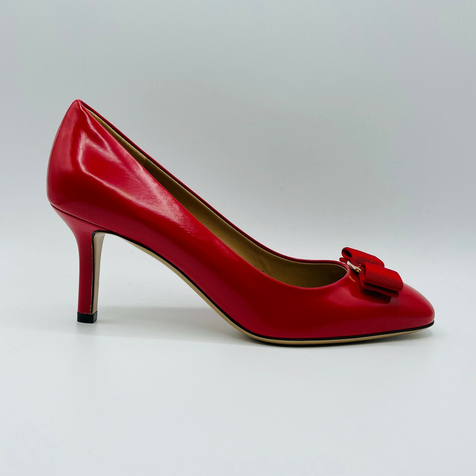 Pre-owned Ferragamo Salvatore  Erice 70 Women's Red Leather Bow Heel Pump 672532