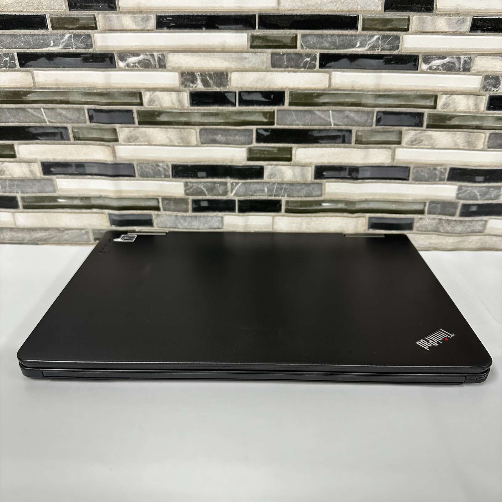 Lenovo ThinkPad Yoga i7-4600U 2.1GHz 8GB RAM 256GB HDD Intel HD Family Win 10 - Picture 6 of 12