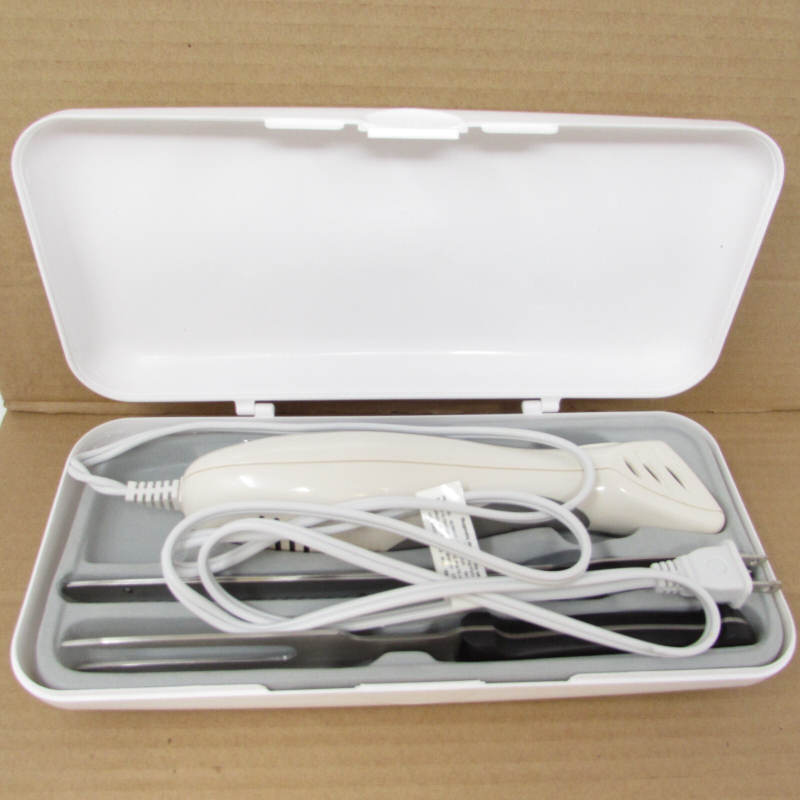 Oster Electric Knife Set Case 4 Piece Plug