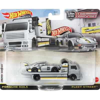  MINT  Hot Wheels Legends Tour 2023 Team Transport Porsche 934.5 & Fleet Street