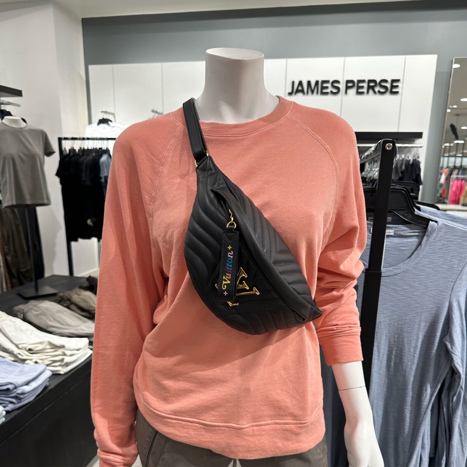 【オシャレ♪】ルイヴィトン★ロウキー バムバッグ ベルトバッグ バムバッグ Louis Vuitton(ルイヴィトン) ハンドバッグ
