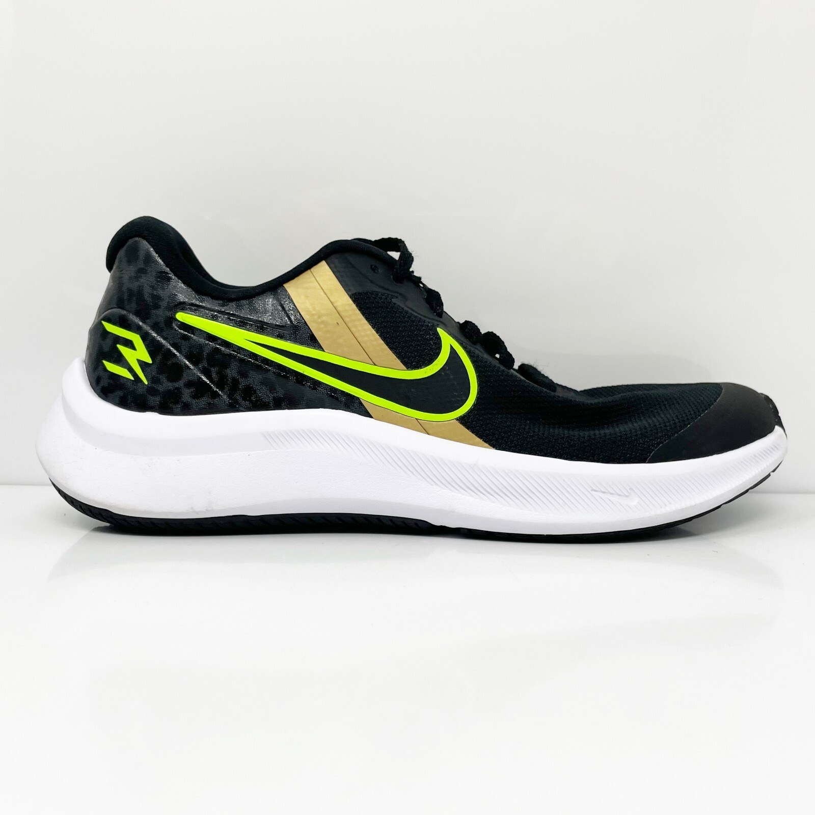 Nike Boys Star Runner 3 DJ0720-001 Черные кроссовки для бега, размер 3,5 года