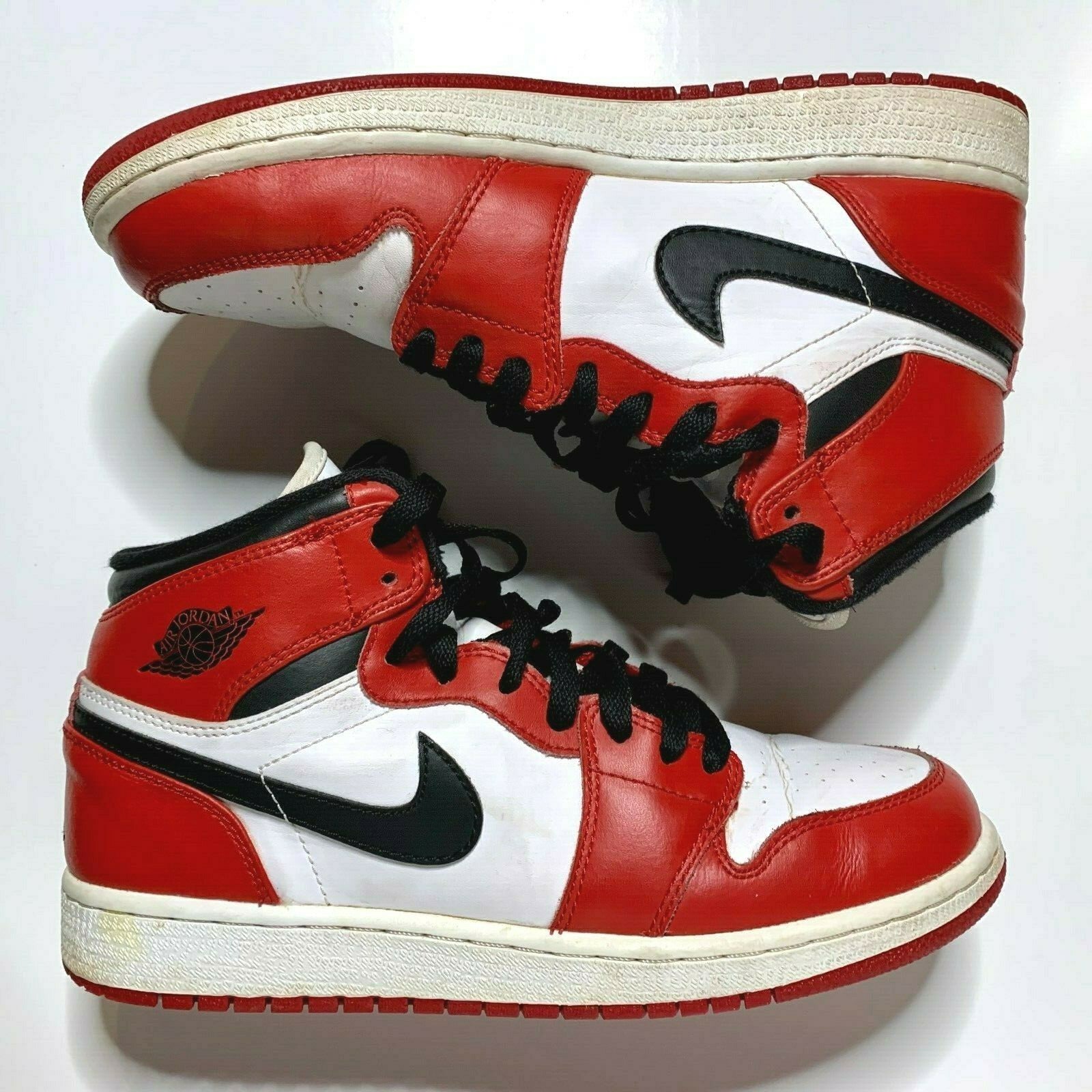 air jordan 1 retro mid og chicago