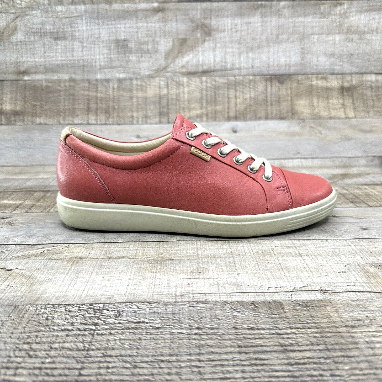 Ecco soft 7 red hotsell