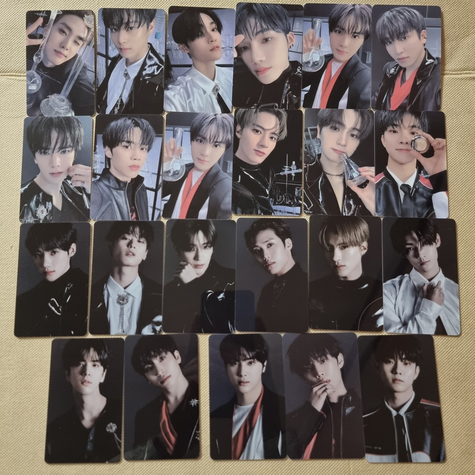 THE BOYZ ドボイズ エリック ZENERATION フォトカードホルダー THE BOYZ OFFICIAL 2ND WORLD TOUR : ZENERATION KIOSK IN SEOUL