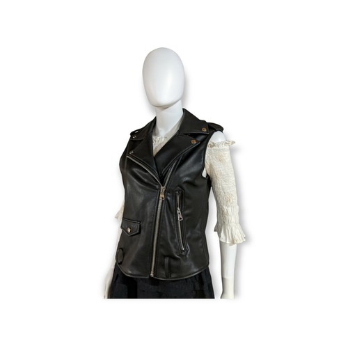 希少✨ZARA FAKE LEATHER PUFF VEST ブラック XL 希少✨ZARA FAKE LEATHER PUFF VEST ブラック XL