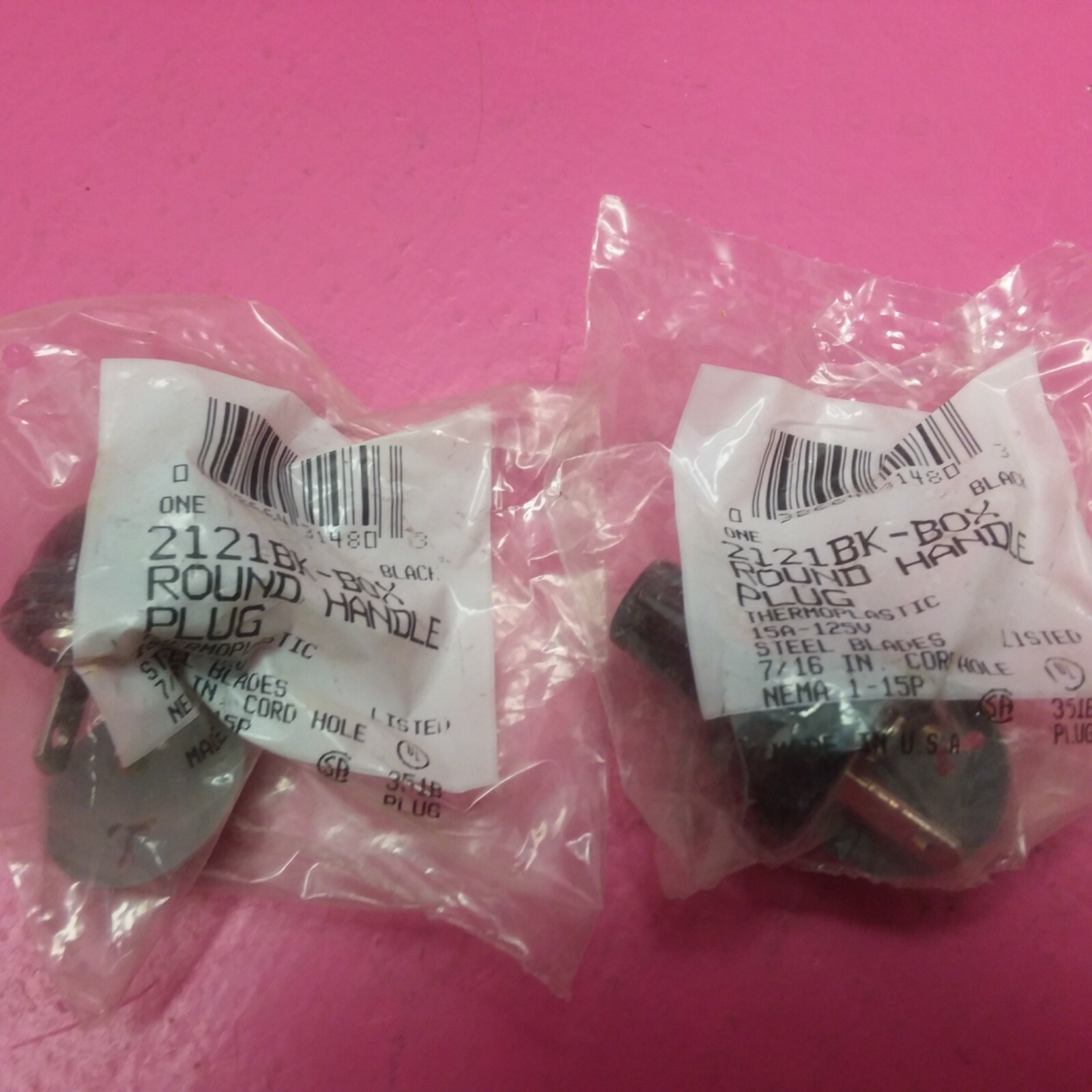 2  BLACK 2121BK - BOX ROUND  PLUGS 15A - 125V STEEL BLADES 7/16