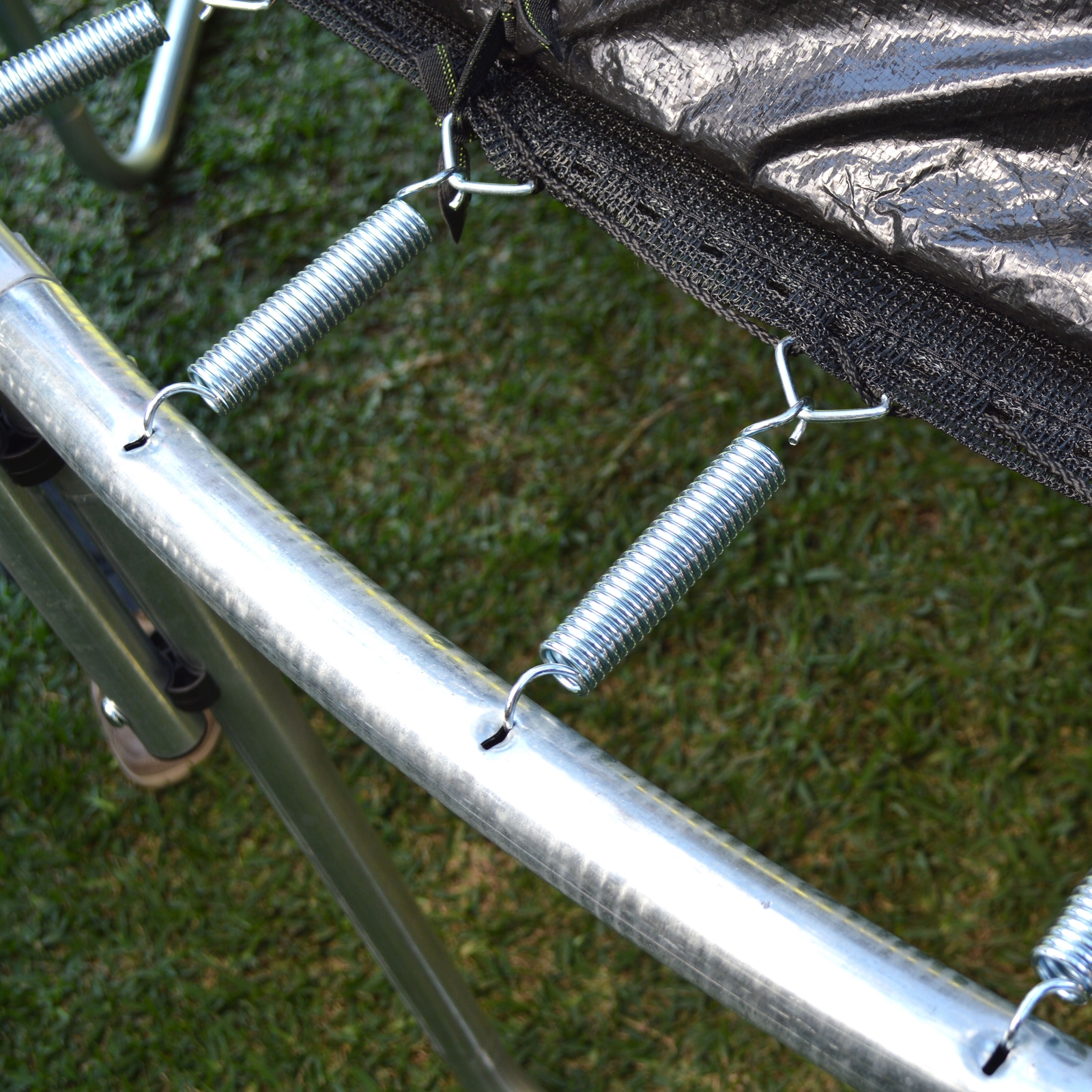 Bounce Pro 14 Ft Trampoline With Steelflex Enclosure and Safety Net Jump Mat NEW