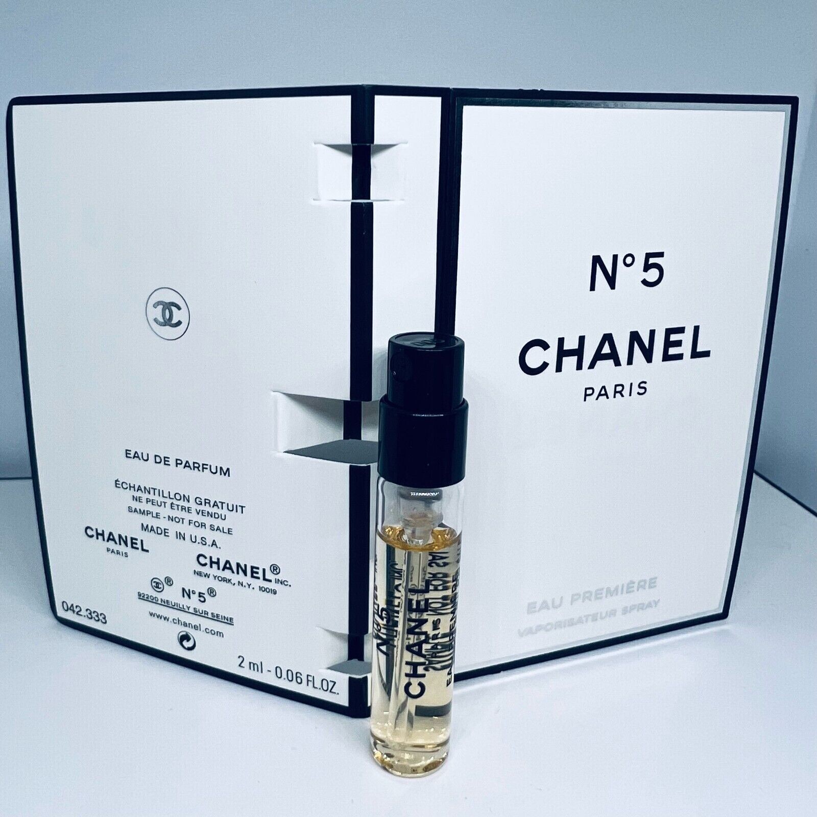 Chanel No 5 Eau Premiere Eau De Parfum Spray Spray Vial 2ml Chanel No 5 Eau Premiere Eau De Parfum Spray Spray Vial 2ml