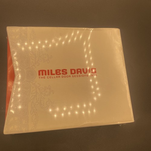 洋楽 Miles Davis THE CELLAR DOOR SESSIONS Miles Davis - The Cellar Door Sessions 1970 - Amazon.com Music