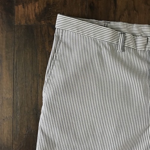 Haggar Clothing Mens Seersucker Pinstripe Dress Golf Shorts Size 42