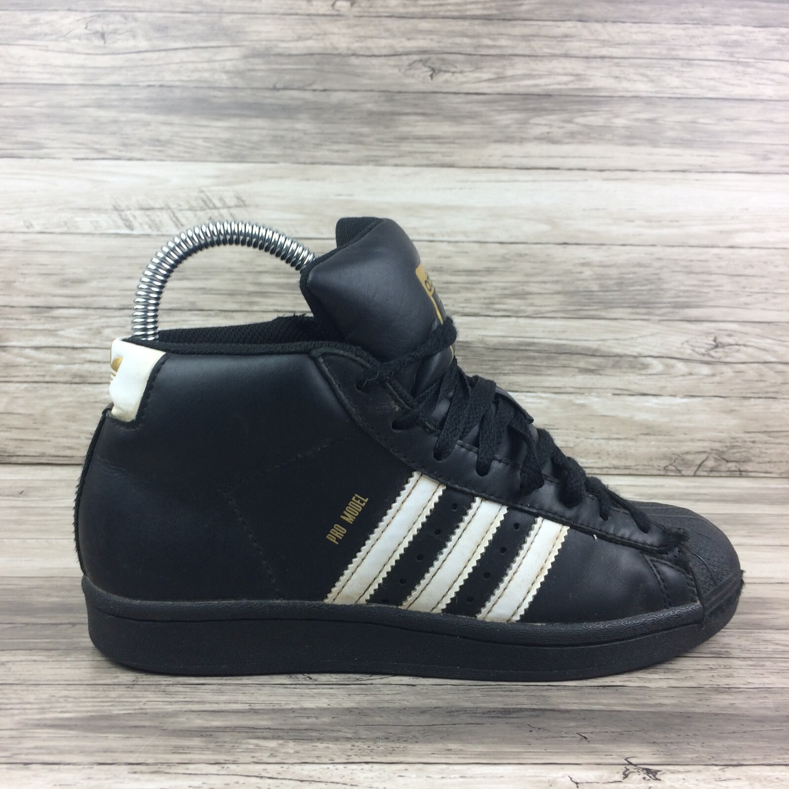 yeezy pirate black insole