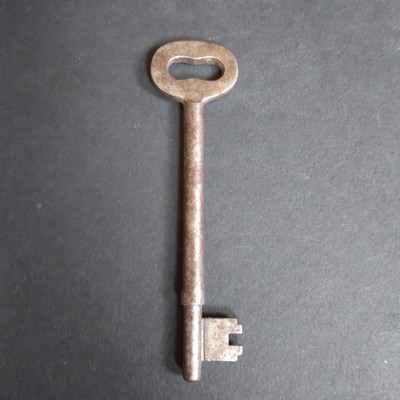 Antique Iron Skeleton Key 3.75 '' In Length Front Door Key From The 1880s/1890's 