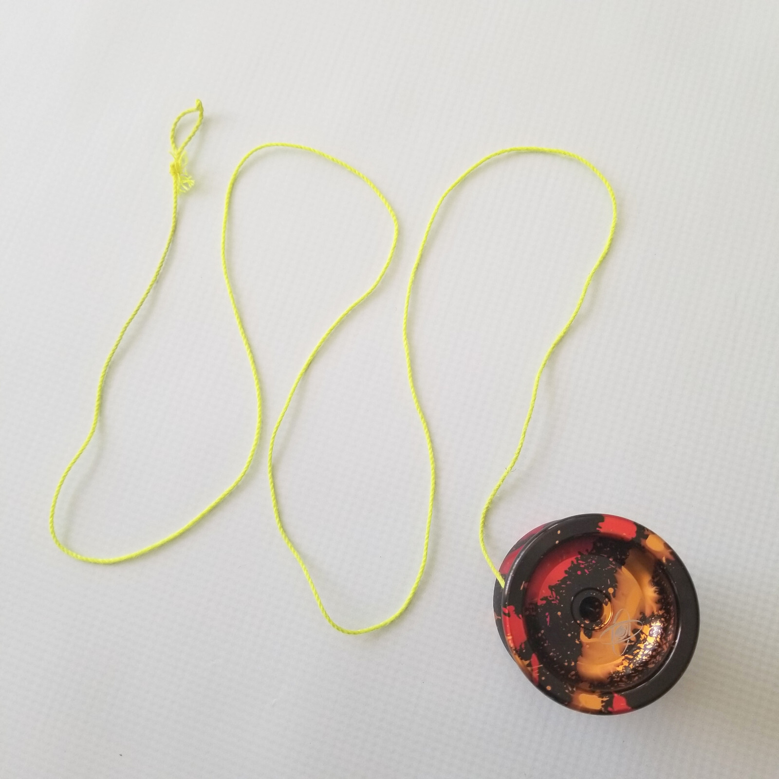 Yoyo King Watcher Metal Professional Yoyo Ball Bearing Axle Red Black