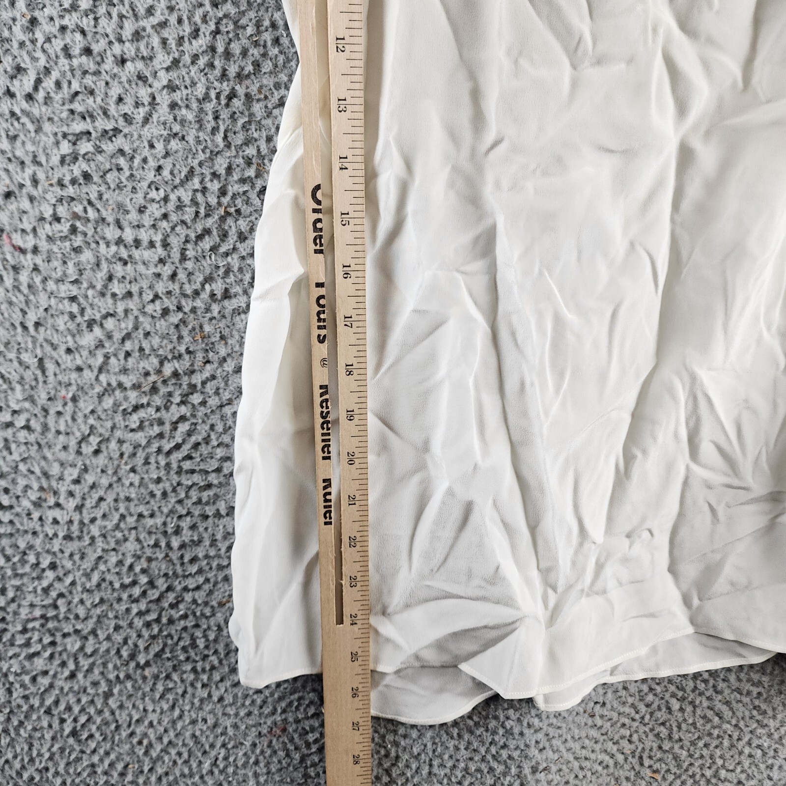 Equipment Femme Willow Silk Top Women's XS Nature White Adjustable Strap - Picture 7 of 15