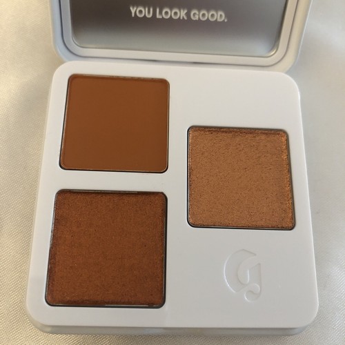 Glossier Monochromes Essential Eyeshadow Trio Shade Mesa 3.9g NIB