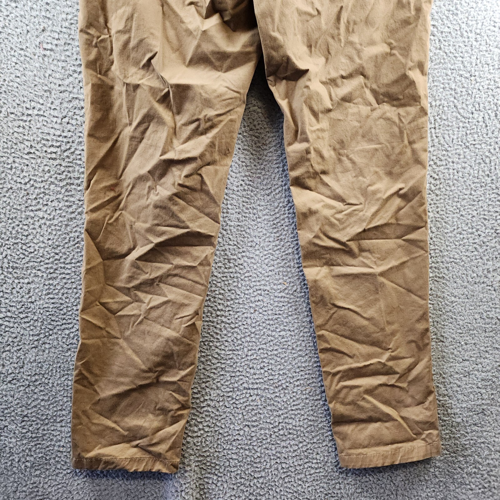 The Men's Store at Bloomingdale's Classic Fit Chino Pants Men's 38Wx34L Tan - Picture 13 of 14