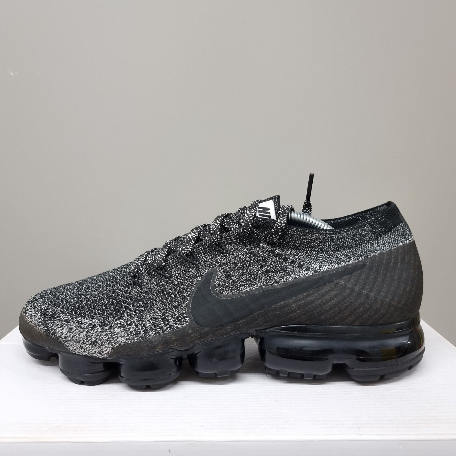 vapormax flyknit 2 oreo