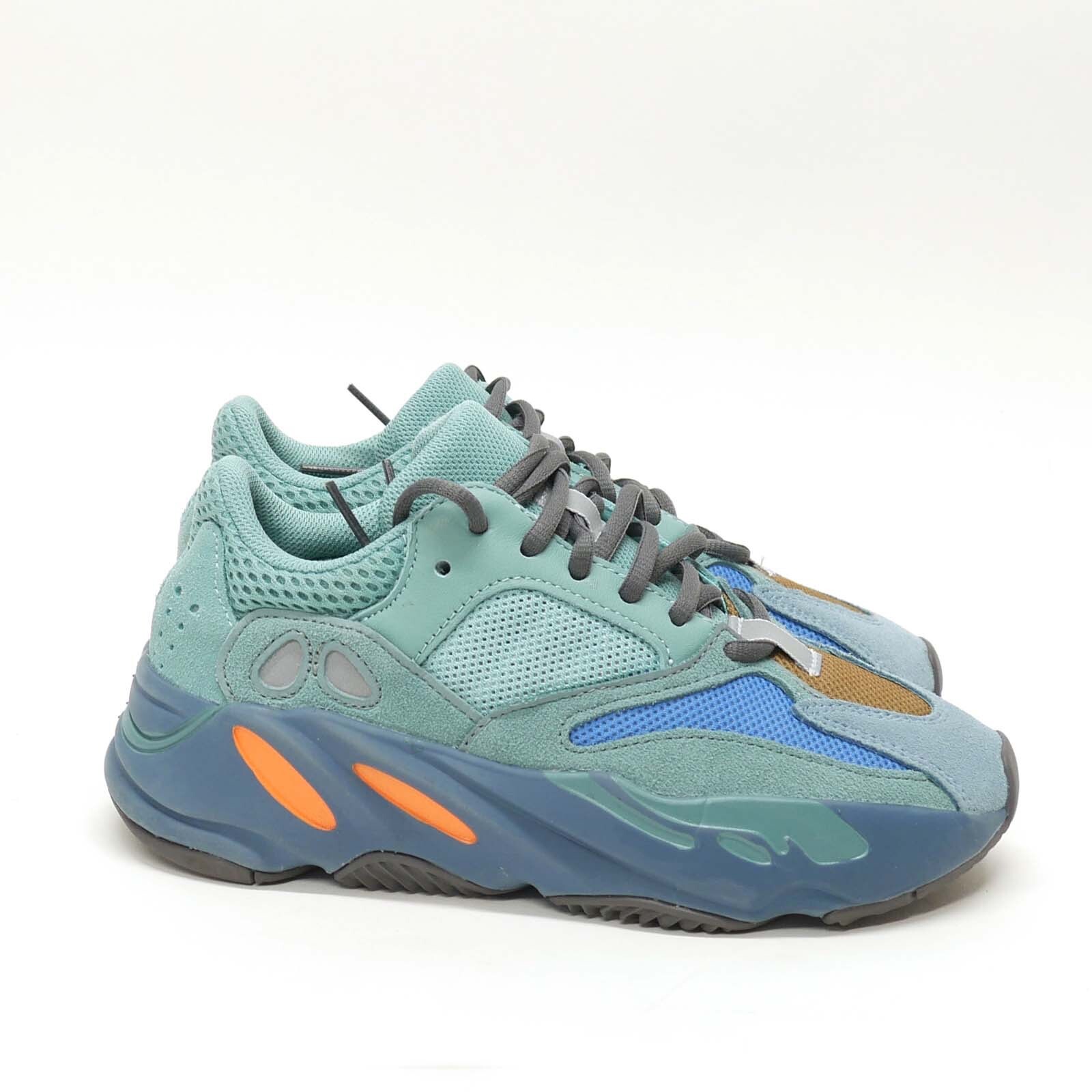 yeezy 700 under 200