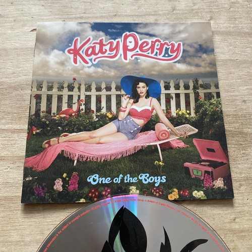 katy perry one of the boys CDサイン付きブックレット One Of The Boys: PERRY,KATY: Amazon.ca: Music