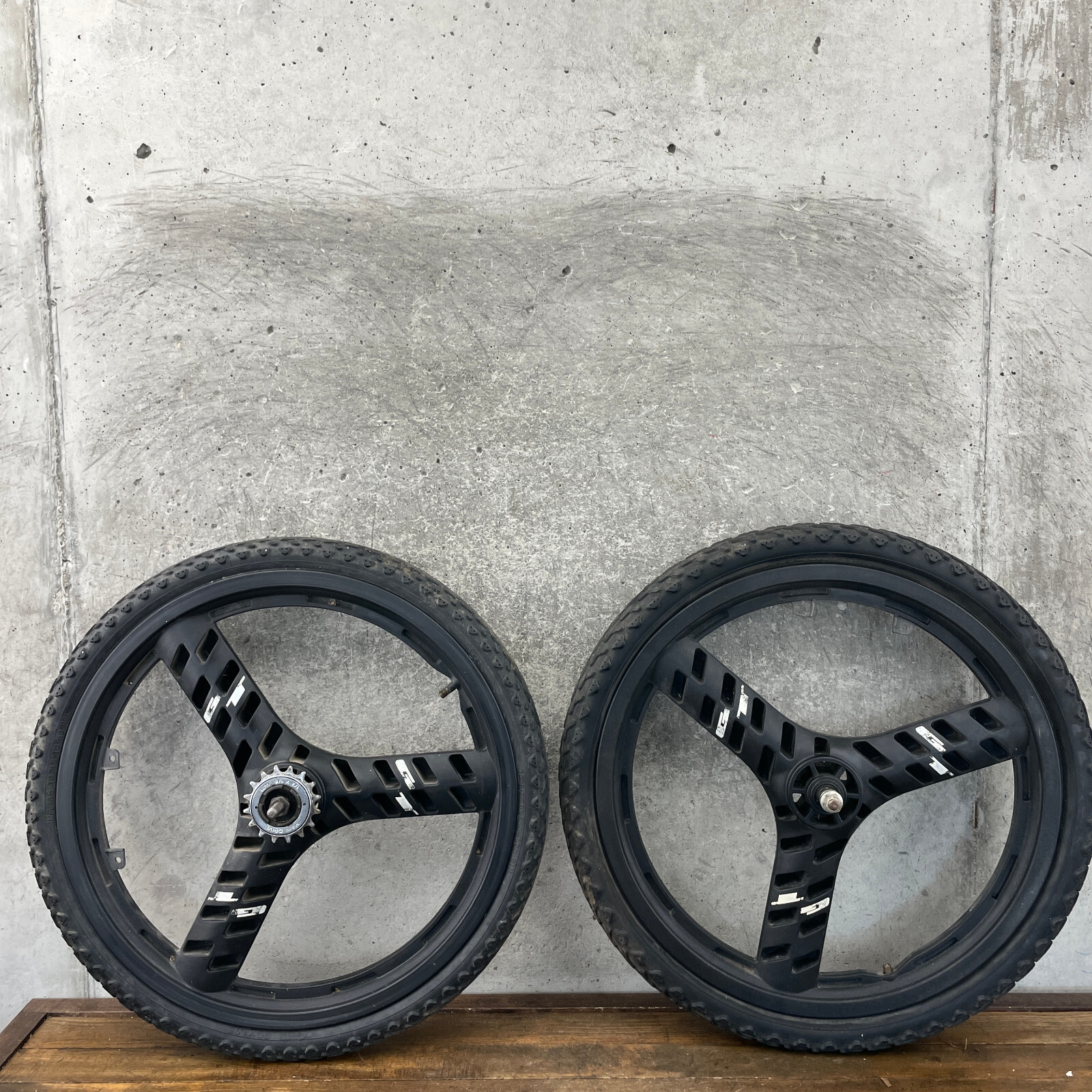 Old School BMX GT Mag Wheel Set ACS Stealth USA 3 Spoke 20 Old School BMX GT Mag Wheel Set ACS Stealth USA 3 Spoke 20
