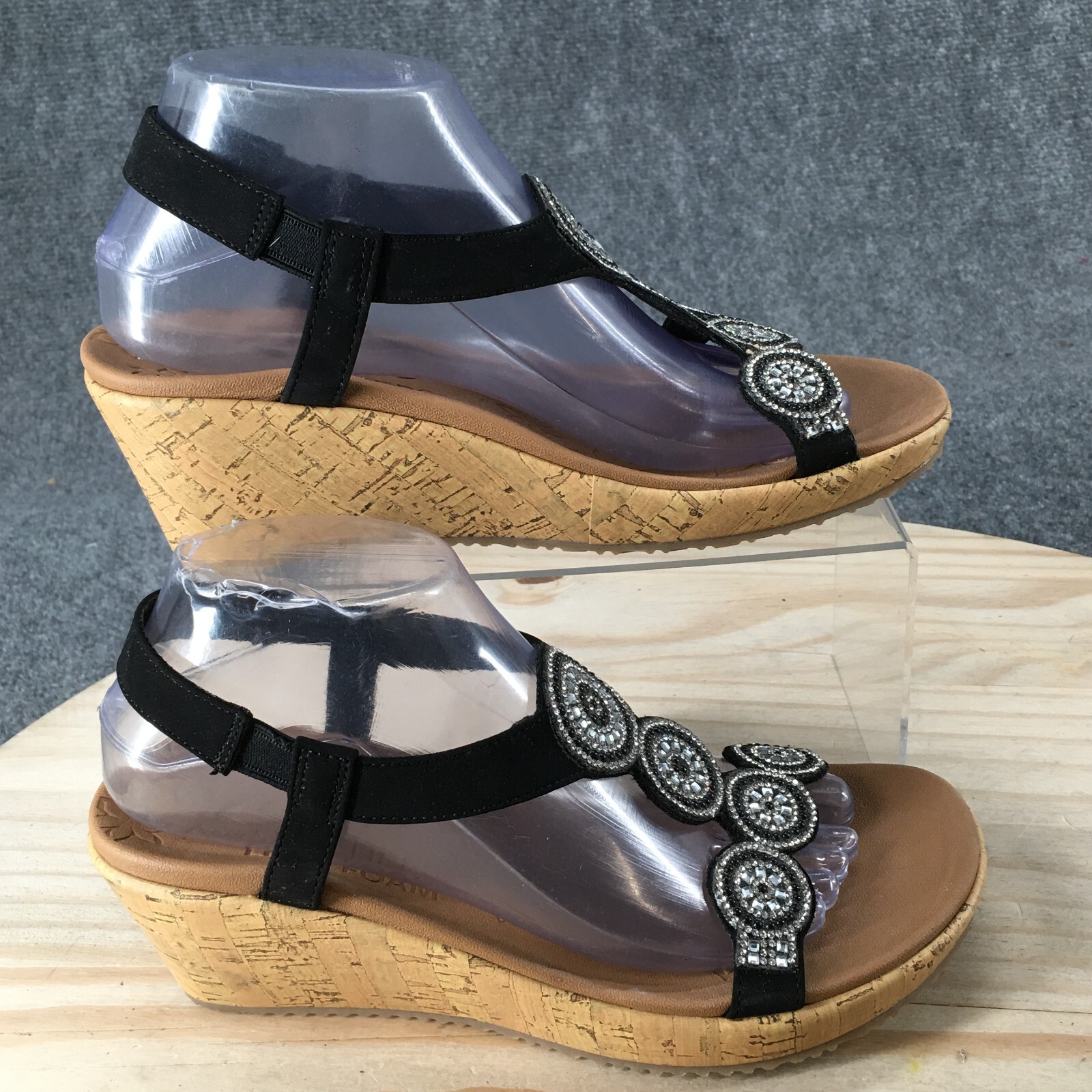 Skechers Sandals Womens 9 Luxe Foam Mid Wedge Heels Strappy
