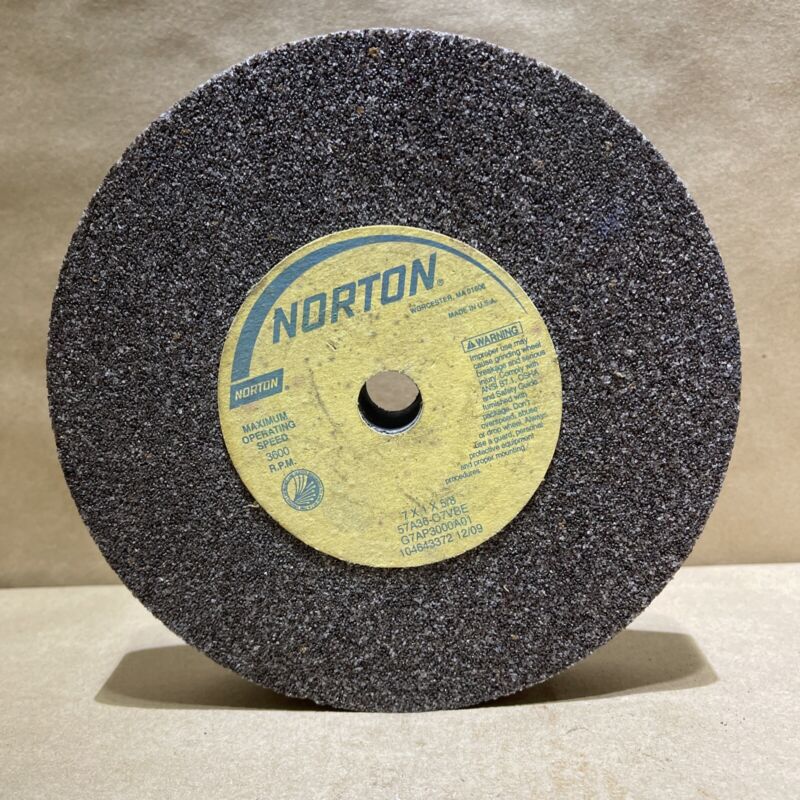 Norton 7" x 1" x 5/8" 57A36-O7VBE Bench Grinding Wheel