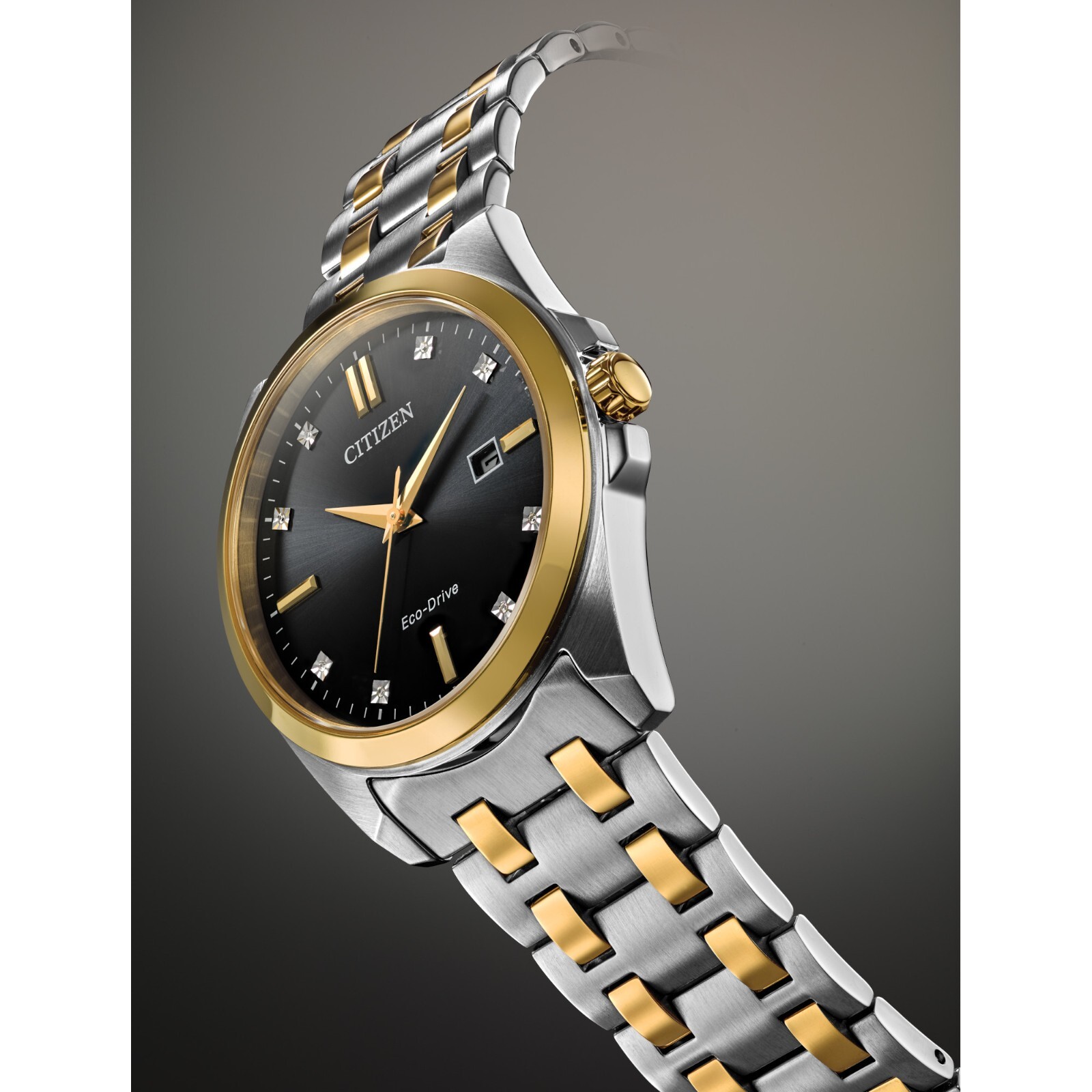 CITIZEN Eco-Drive 腕時計 ブラック/ゴールド Citizen Axiom Men's Eco-Drive Gold Black Dial Watch | CITIZEN