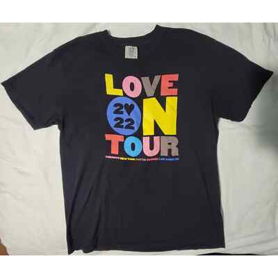 Harry Styles Love on Tour 2022 Tour T-Shirt Concert Merch