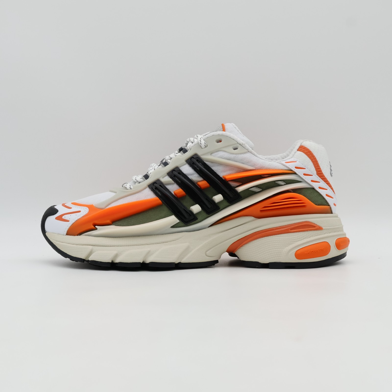 JP9261 Pharrell Williams × adidas Originals Adistar Jellyfish