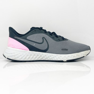 

Nike Womens Revolution 5 BQ3207-004 Серые кроссовки для бега, размер 7,5, Серый, Revolution 5