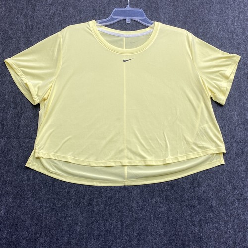 ★★Nike★★ Sportswear loose short sleeve crop t-shirt W ar Shop Nike Sportswear Loose Cropped T-Shirt In Black - Fast