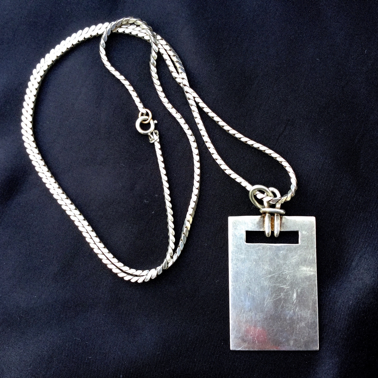 ART DECO STYLE STERLING SILVER NECKLACE-PENDANT FROM MEXICO, MADE IN 1950S