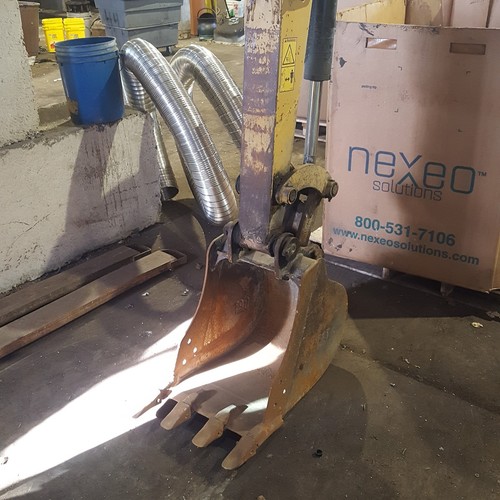 2013 CAT 304 CR Mini Excavator