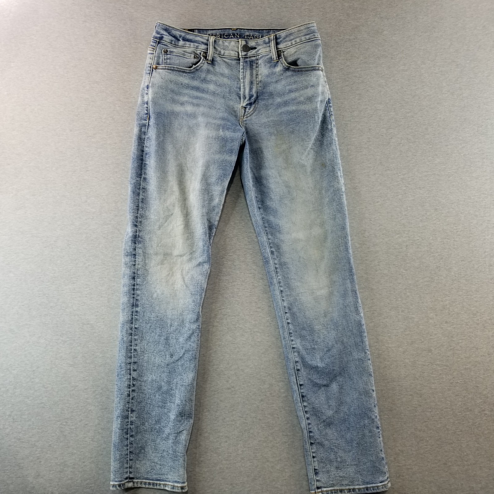 American Eagle Jeans Mens Sz 30x32 Slim Straight Airflex LightWash Normcore Nice