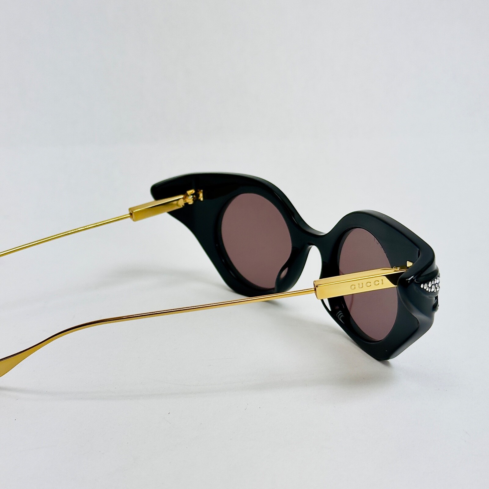 Pre-owned Gucci Hollywood Forever 1327 Black Strass Crystal Gg1327s Wing Sunglasses 001 In Brown