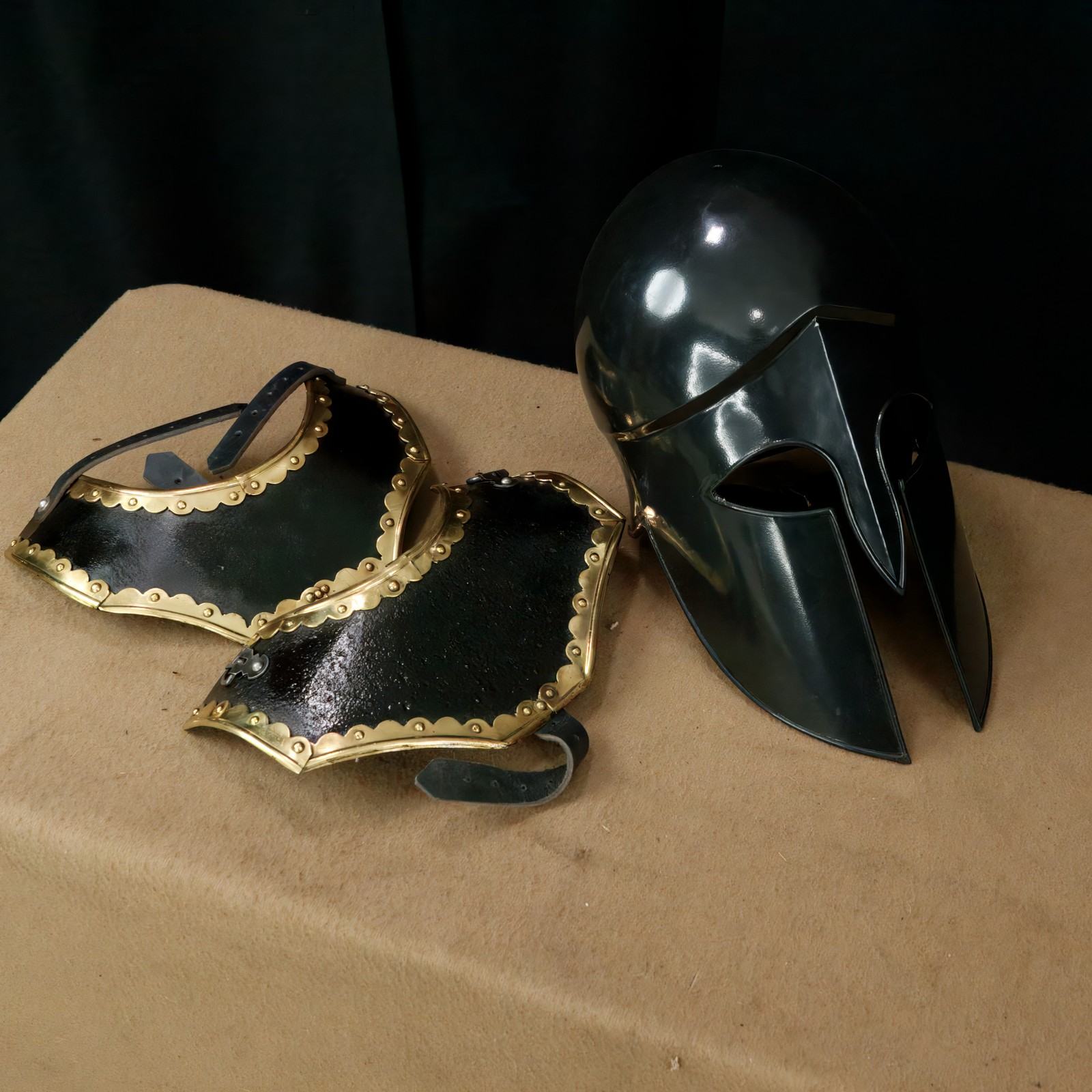2pc Spartan Armor Set - 14.5