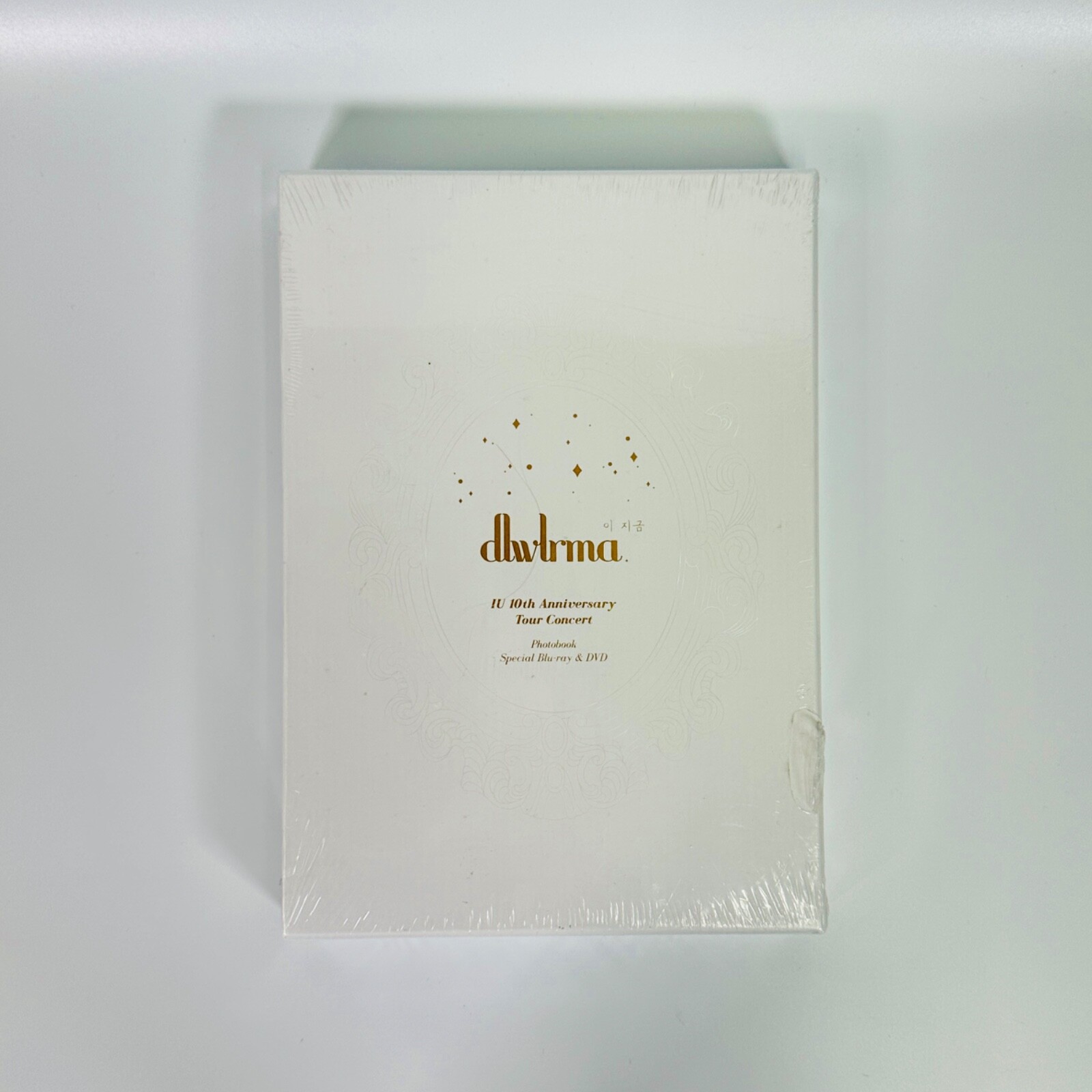 IU | IU 10th Anniversary Blu-ray & DVD 아이유 IU 10th Anniversary 